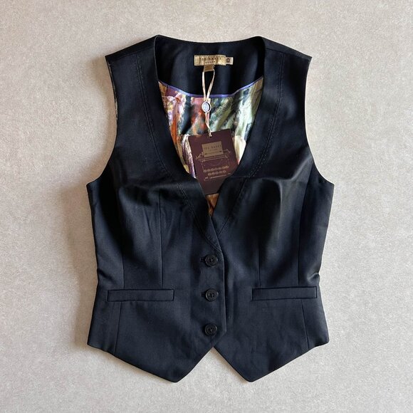 NWT Ted Baker ZAAMAW Timeless Vest & TULLIO Skirt SET ASO Aria Montgomery - Picture 7 of 16